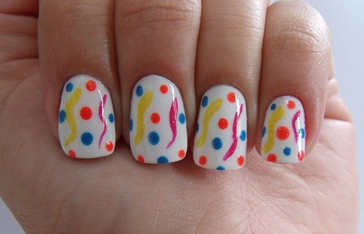 Carnaval, unhas decoradas.