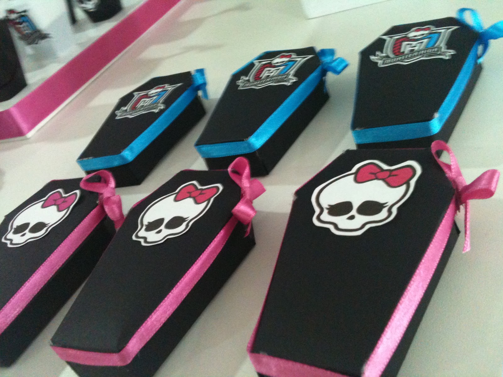 Festa tema Monster High, detalhes.