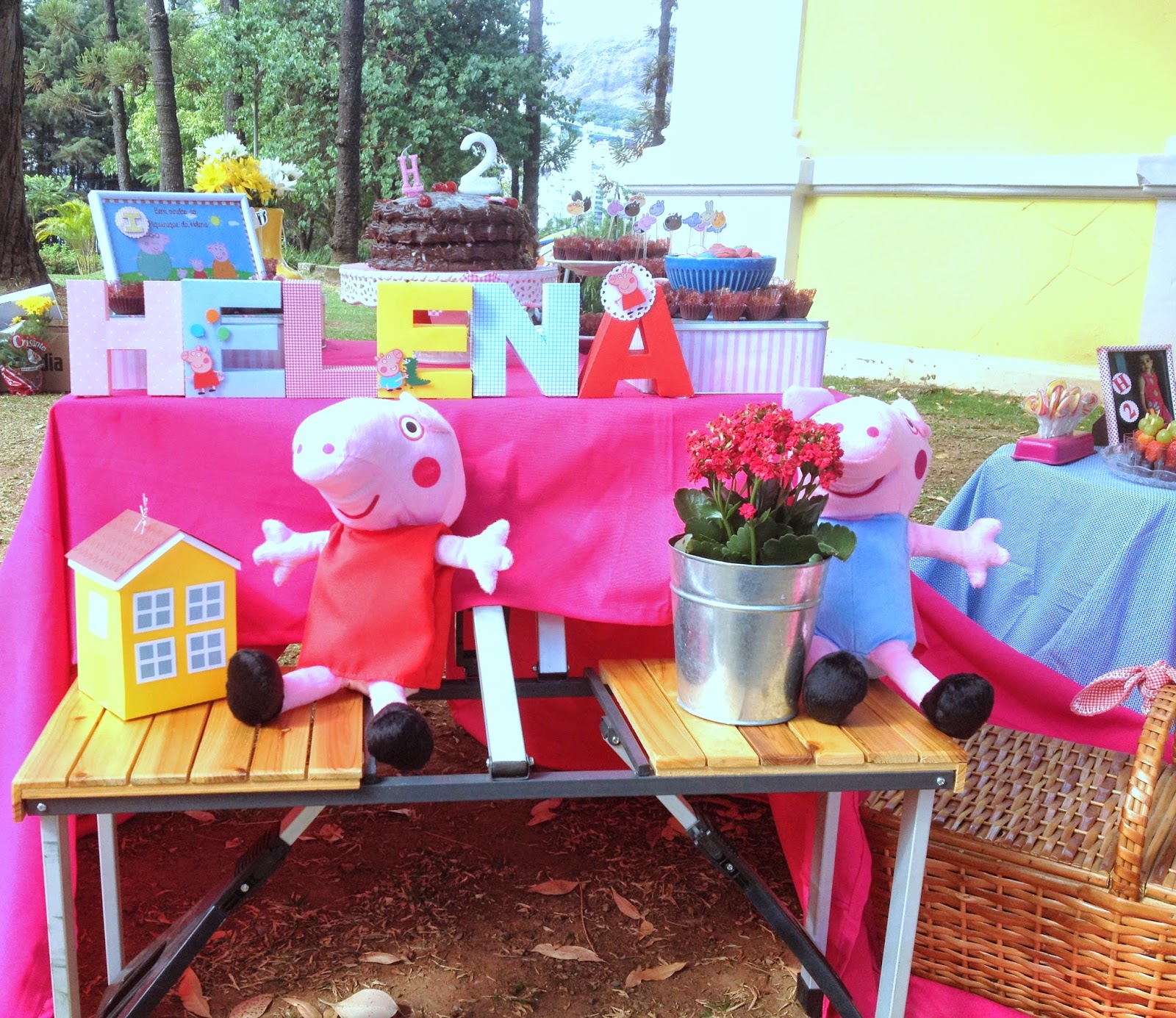 Festa da  Peppa a decoração.