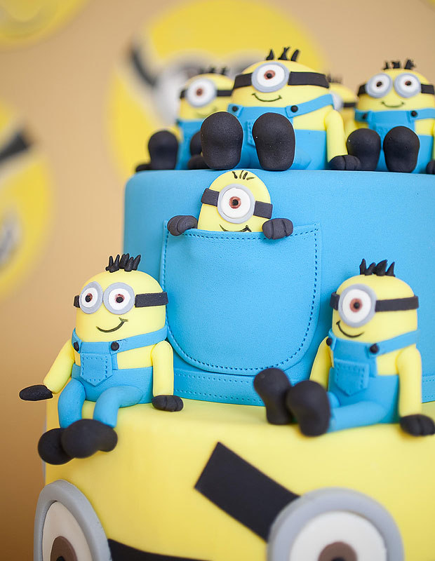 Festa dupla, tema Minions.