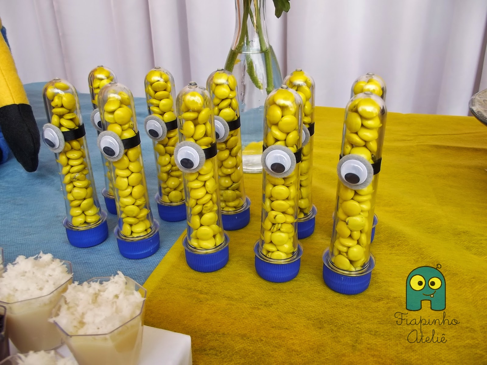 Lembrancinha para festa dos Minions.