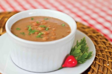 Caldo verde servindo 50 pessoas