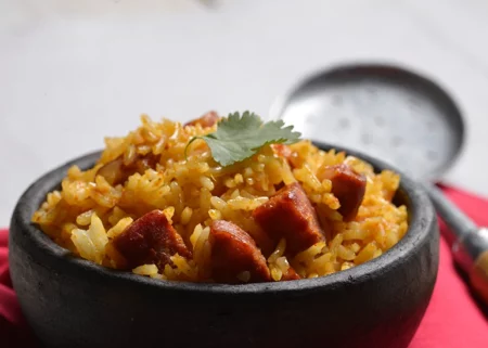 Linguiça calabresa com arroz para 20 convidados