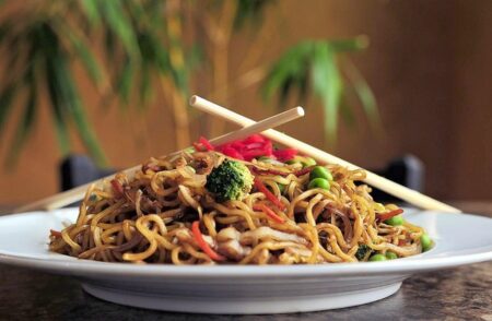 Quantidades para servir 50 pessoas com Yakisoba