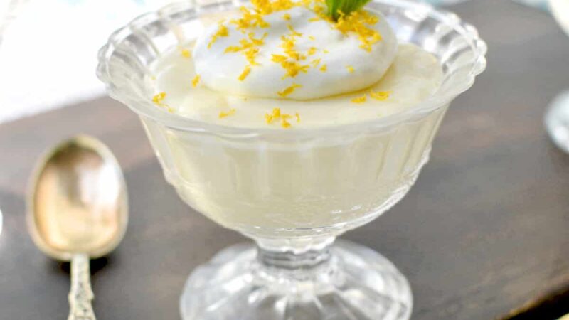 Mousse de limão servindo 20 pessoas